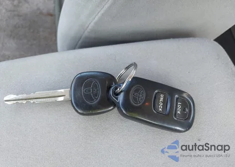 2006 Toyota Corolla Le from USA, damaged, VIN JTDBR32EX60085351